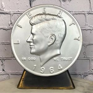John F. Kennedy Vintage JFK Half Dollar 50 Cents Ceramic Silver Coin Bank
